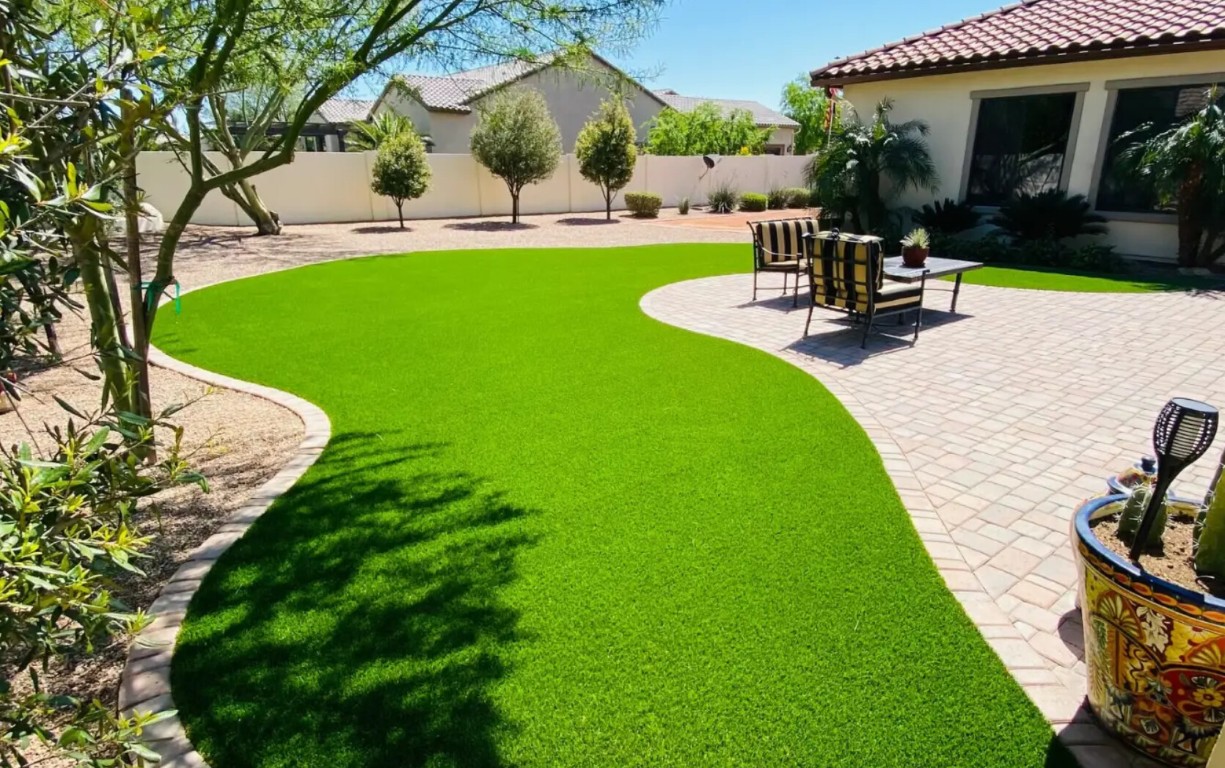 Beautiful residential artificial grass installation in Torrance backyard